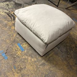 Cloud Like Ottoman 