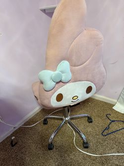 Impressions Vanity My Melody Swivel Vanity Chair – Light Pink 🎀