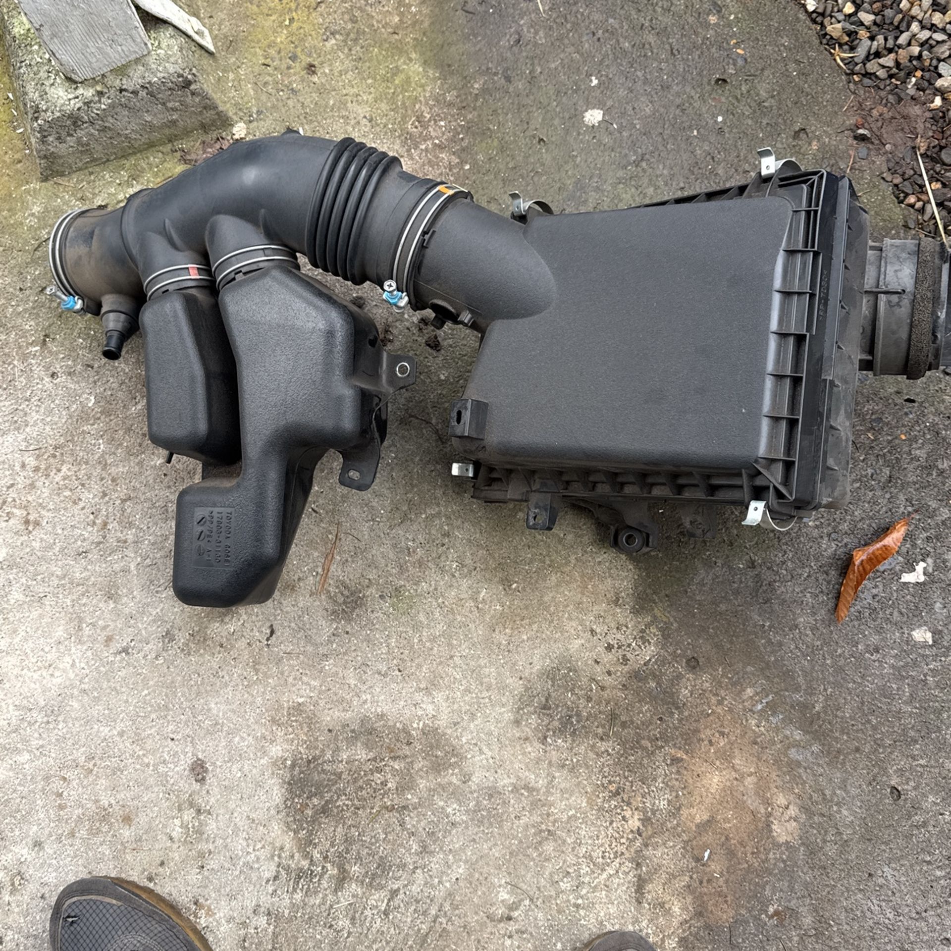 2018 Toyota 4 Runner Air Cleaner Box