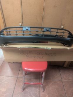 Ford Focus Replacement Bumper**NEW**