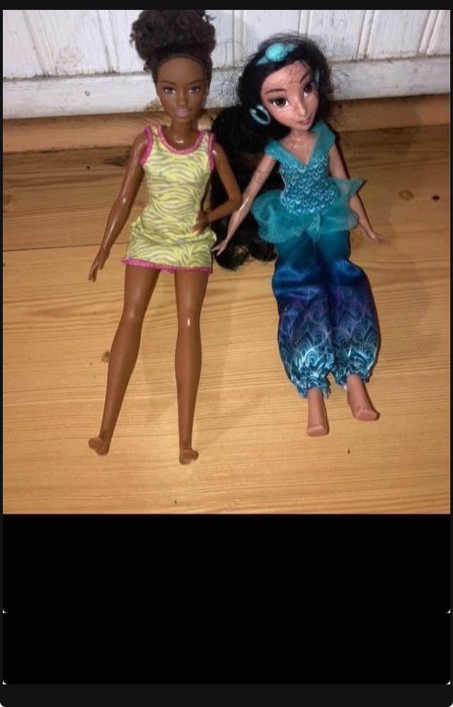 Barbie and Jasmine doll