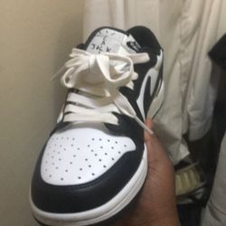 Travis Scott Jordan 1 Low Panda 