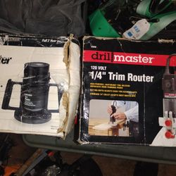 Lot of 2 Routers: Black & Decker Basic and DrillMaster Palm Trim Corded Electric Routers
