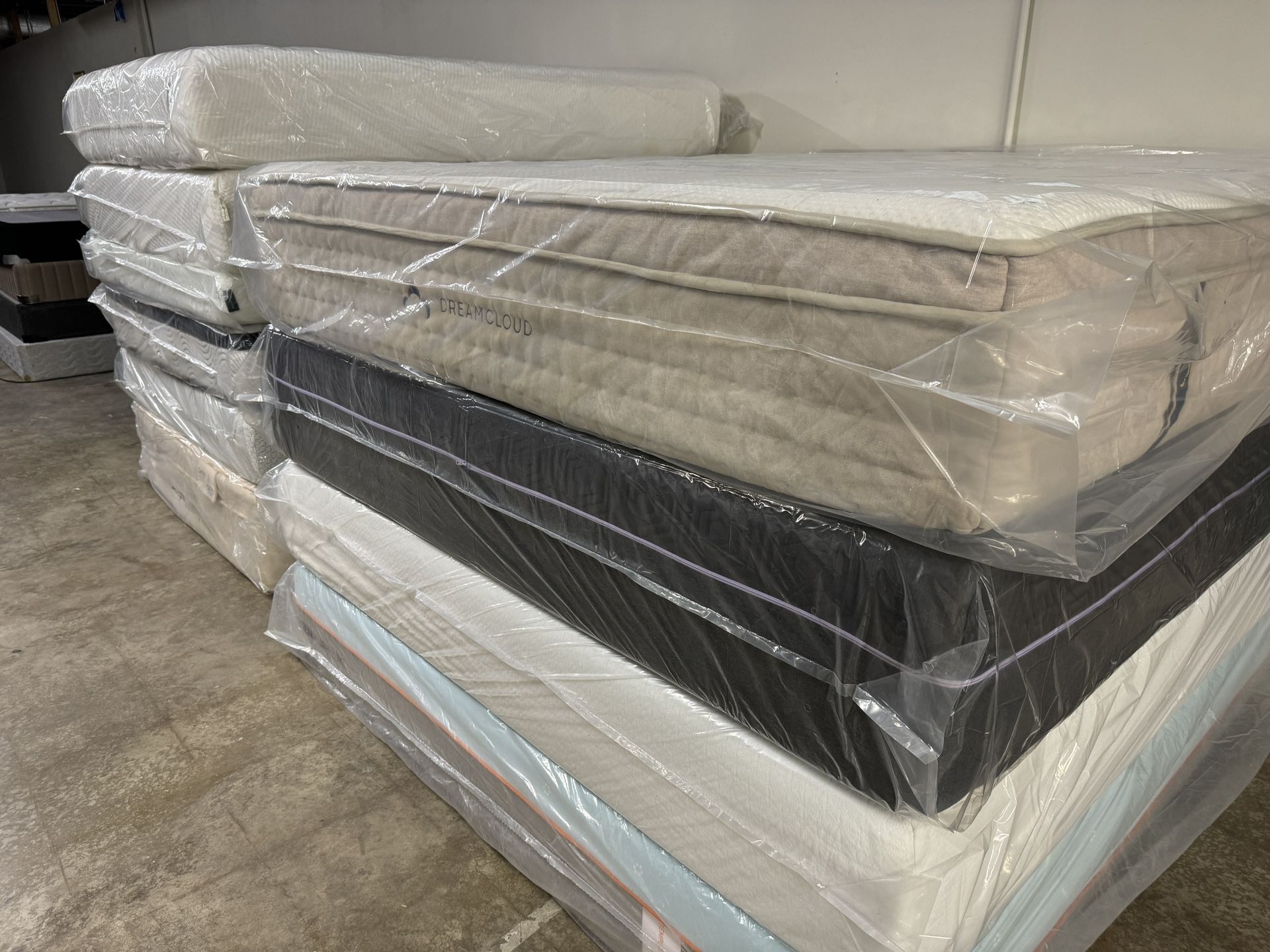 Mattress Sale 70% Off Retail