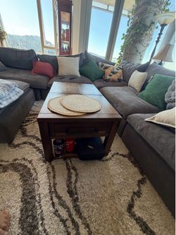 Coffee table with lift top