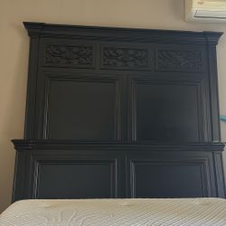 Queen Sized Bed Frame 