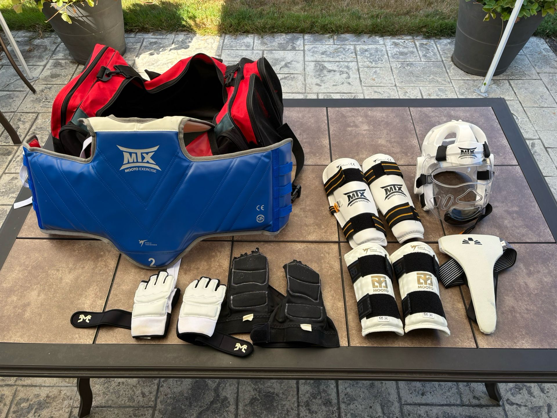 Martial Arts Sparring Gear / Uniform