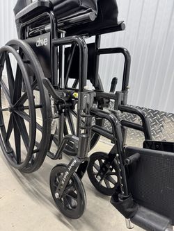 Drive Medical Silver Sport 2 Wheelchair with a steel frame