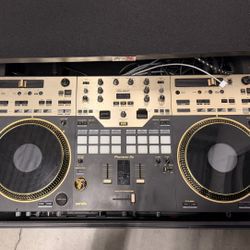 Pioneer Rev7 With Pro X Case