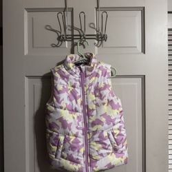 Girls Spyder Puffer Vest Size 5 Pink Print Front Pockets Insulated