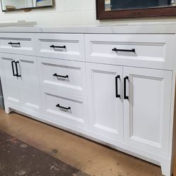 🔥New🔥
Bathroom Vanities 
-Different Styles & Sizes
-Starting From $100 And Up
