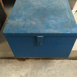 Original Navy Issue Storage Locker / Chest