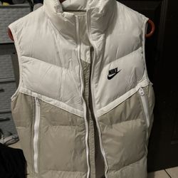 Nike Men’s Vest