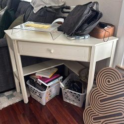 Corner Desk