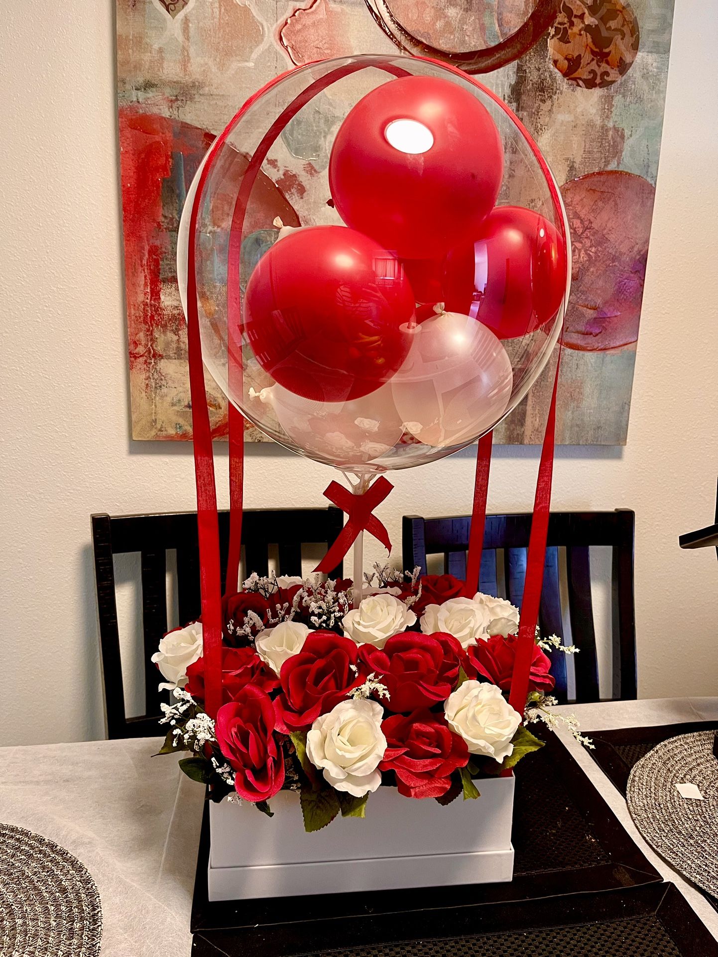 Gifts/Flower Basket/Valentine’s Day / Customized Balloons / Stuffed Balloons /hot Air Balloons /gift Basket