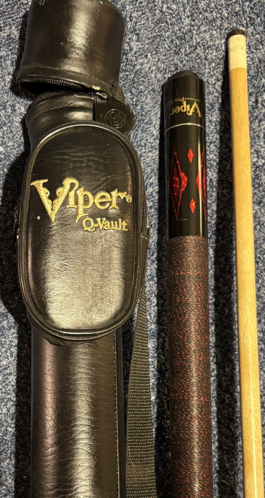 Viper Pro Series Cue and Q-Vault Carry Case
