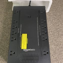 Amazon Basics Standby UPS 800VA 450W, 12 Outlets