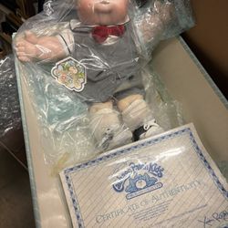 Cabbage, Patch, Collectible, Vintage Doll “ Timothy David “ 4887 ( XLNT) CERTIFICATE AND ORIGINAL BOX - Reduced Sale DEAL 👍👍🙌 COLLECTORS !!