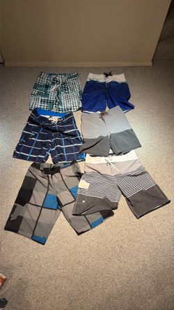 Bulk 6 junior swim shorts  size small /medium