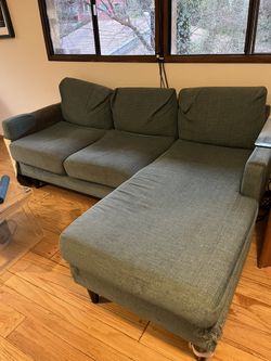 Sectional Couch - Nice Color!