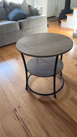 Side table/coffee table