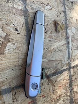 2004 IS300 drivers side door handle
