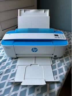 Compact HP DeskJet 3755 All-in-One Printer