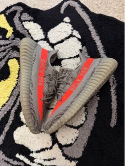 YEEZY BOOST 350v2 Beluga