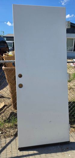 Puerta de exterior metal  30"