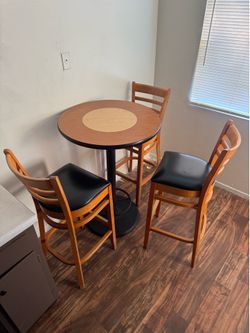 Kitchen table