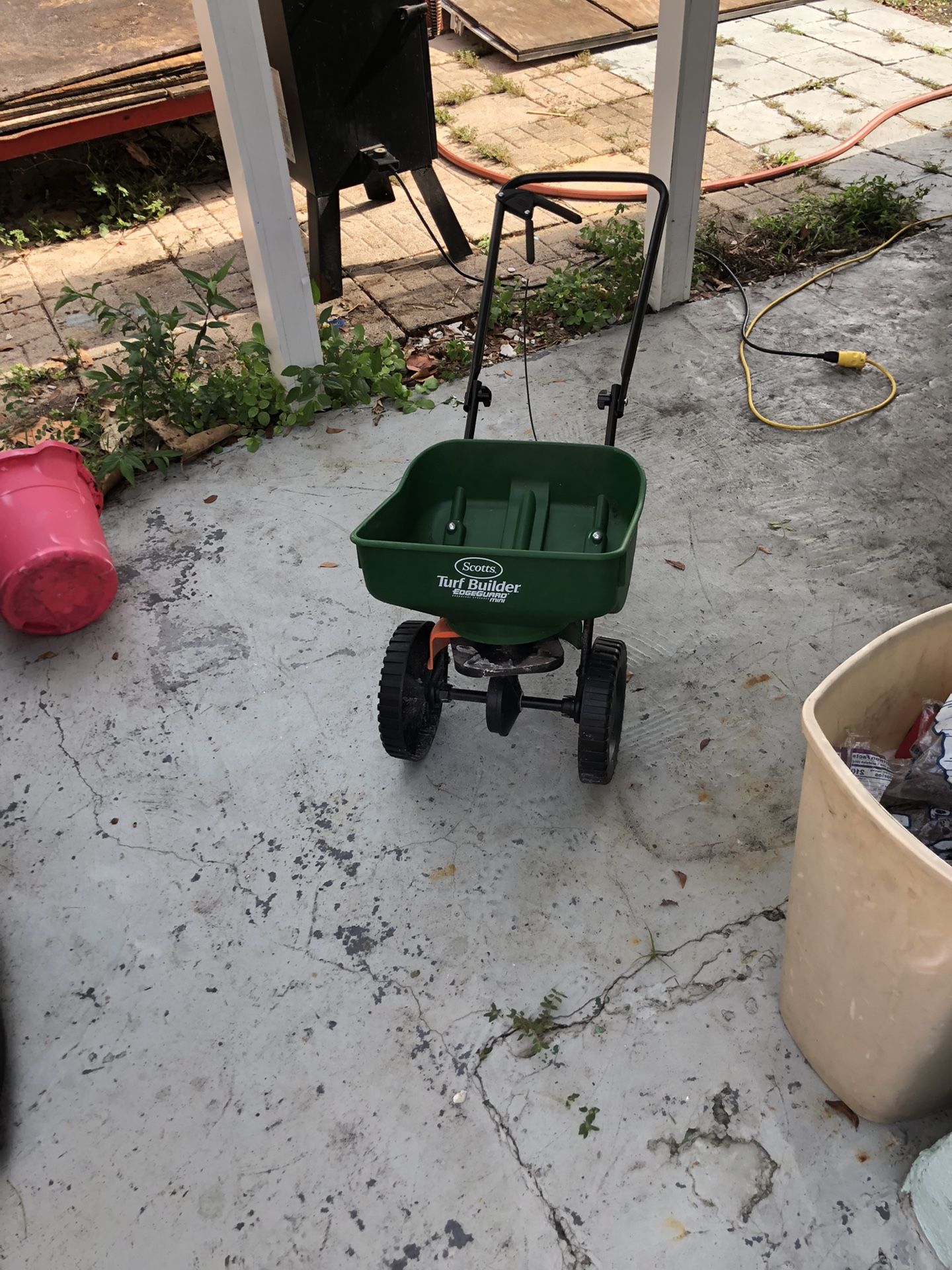 Seed Feeder