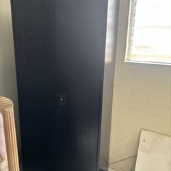Lock Cabinet Storage