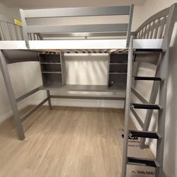 🩵 (AVAILABLE) Twin Size Loft Bed with Storage Shelves, Desk and Ladder.