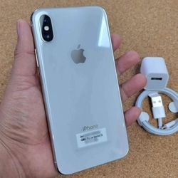 iPhone X, Factory Unlocked,  Excellent Condition,  LIKE NEW