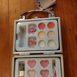 Mini Clairs Box New Missing One Item