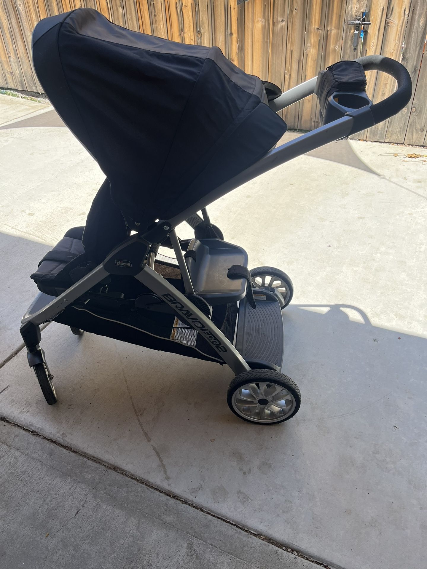 Chicco bravo For 2 Stroller