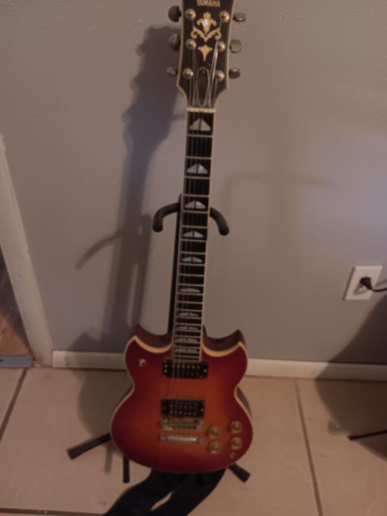 Yamaha SG 2000 Electric Guitar 1975