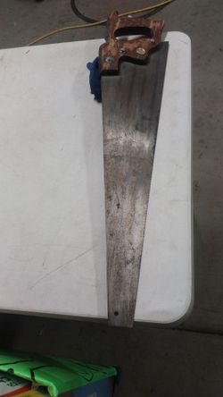 Disstton Wood Saw