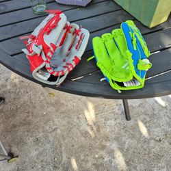 Baseball gloves for kids
