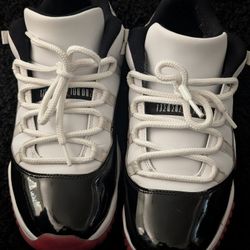 JORDAN 11 SIZE 9.5 