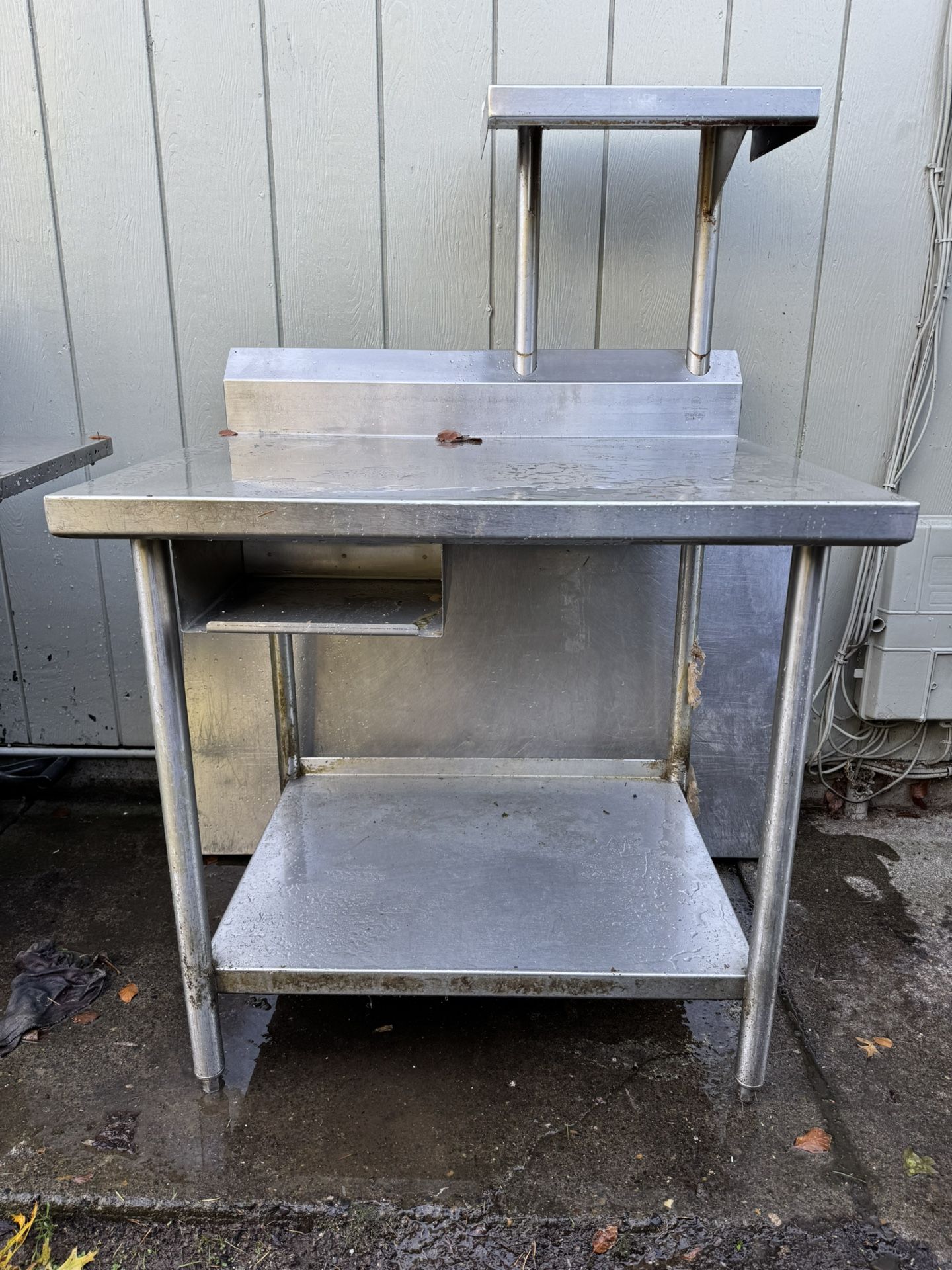 Stainless steel table 36•30•33