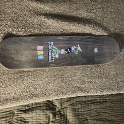 Girl x Hello Kitty Skateboard