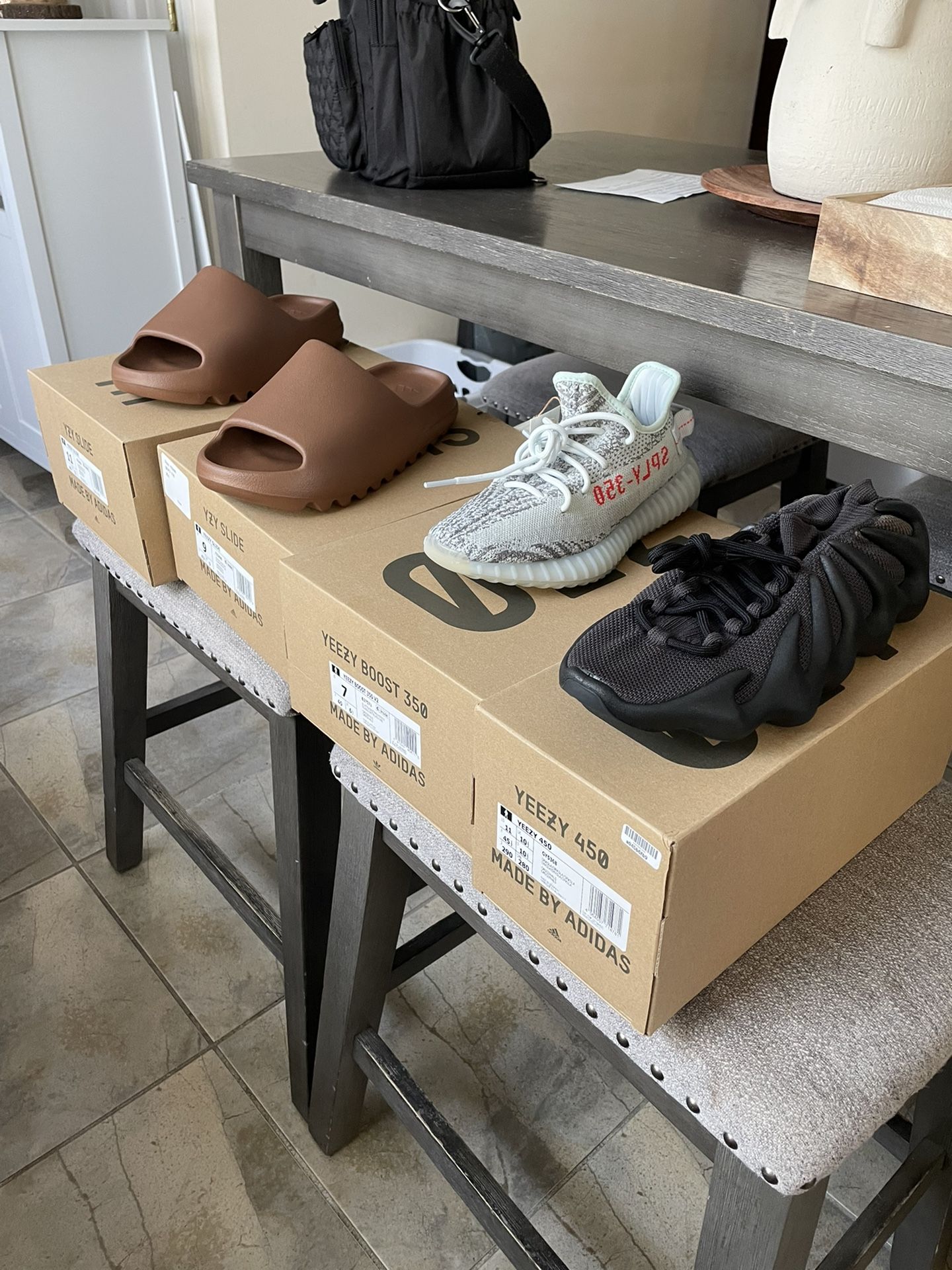 Adidas Yeezy Lot Slides, 350 V2, 450