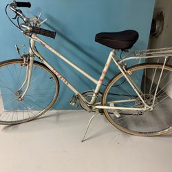 Vintage Schwinn  World Sport 10-speed