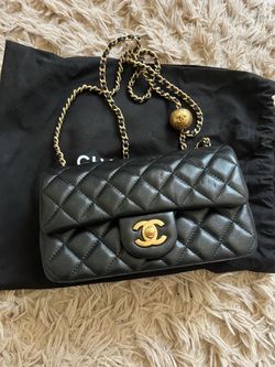 Chanel Bag With Gold Pearl