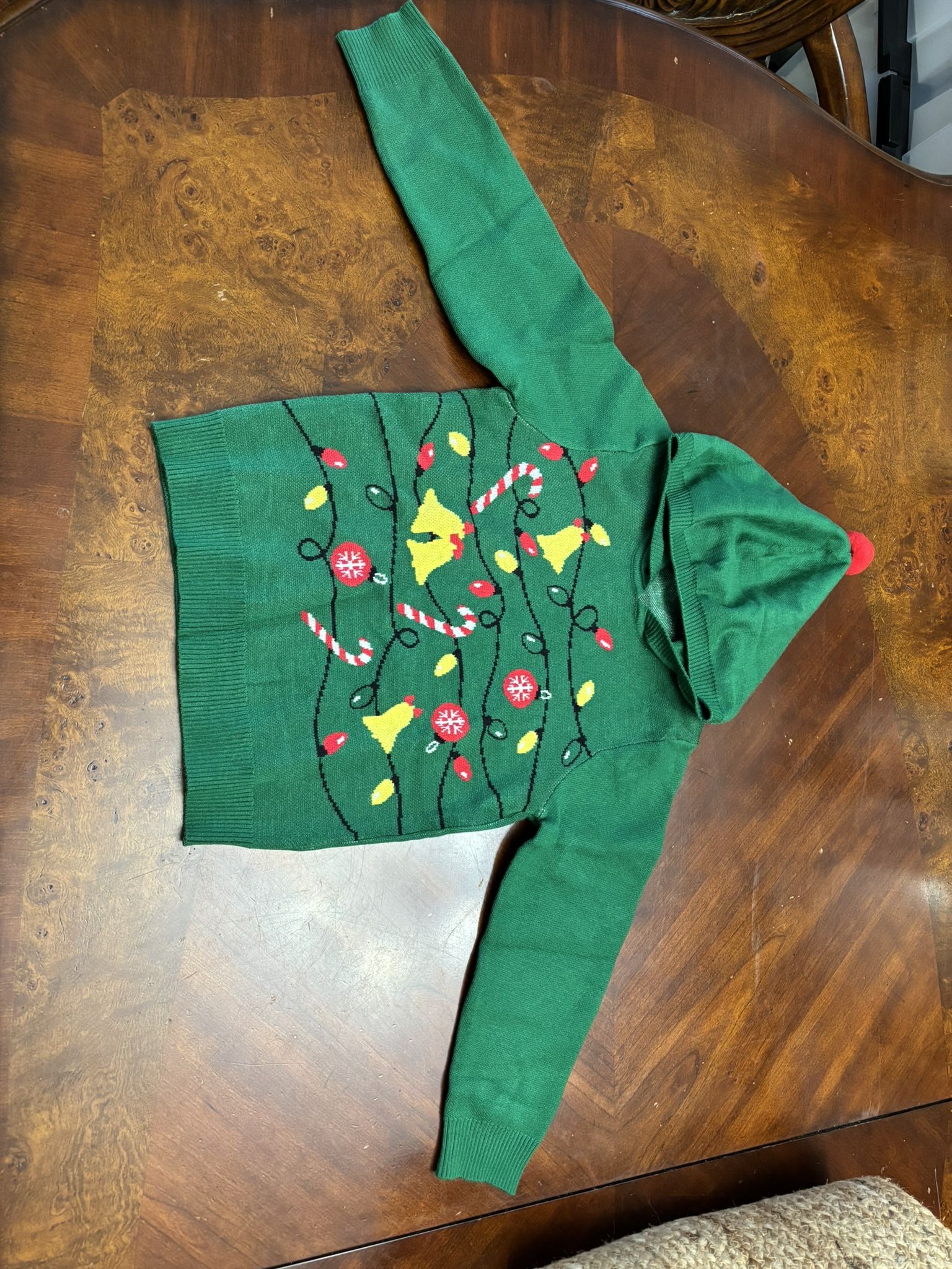 New Kids Christmas Sweater Size 6-7