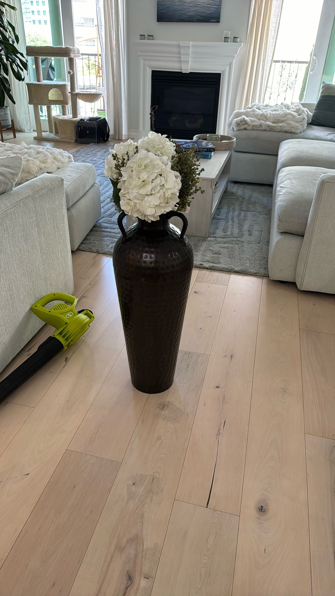 Flower Vase + Dried Flowers