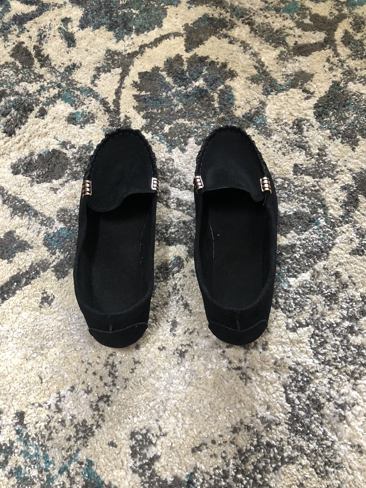 New: Women’s Black Moccasin Shoes