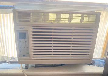 AC window unit