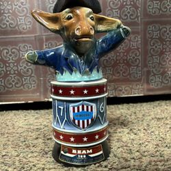 1976 Jim Beam Whiskey Decanter 